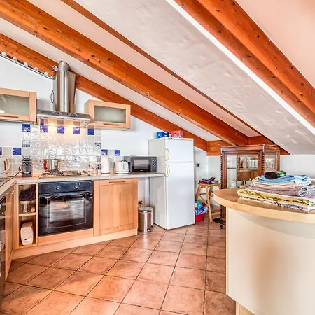 Luce Del Sol Lux With Pool - L - Happy * Αλμπένγκα