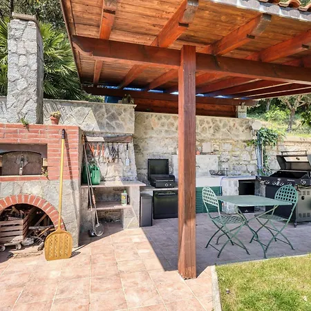 ALA - Villa Luce del Sol with Pool - L - Happy Rentals *